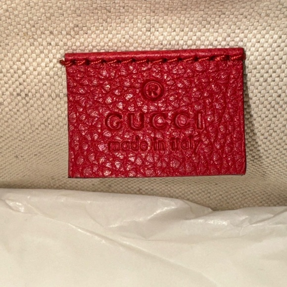 ⭐️ NEW Authentic Gucci Bumbag⭐️ - Picture 11 of 12